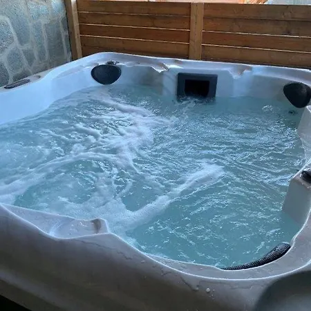 Le Chalet D'augustine, Et Sauna 샬레